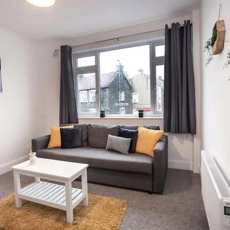 Apartman Downend Rd Contractors Long By Shortstayuk *