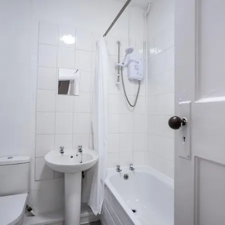 Downend Rd Contractors Long By Shortstayuk Appartement Bristol