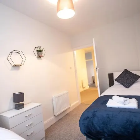 Apartman Downend Rd Contractors Long By Shortstayuk